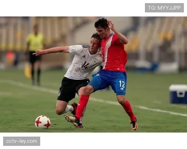 新西兰全黑队公布对阵英格兰系列赛大名单，老将后卫乔迪·巴雷特意外回归